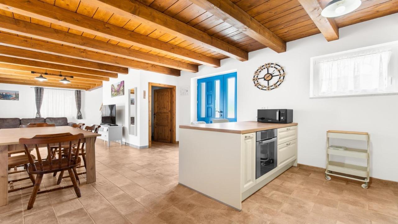 Holiday Home Lino Dajla Εξωτερικό φωτογραφία