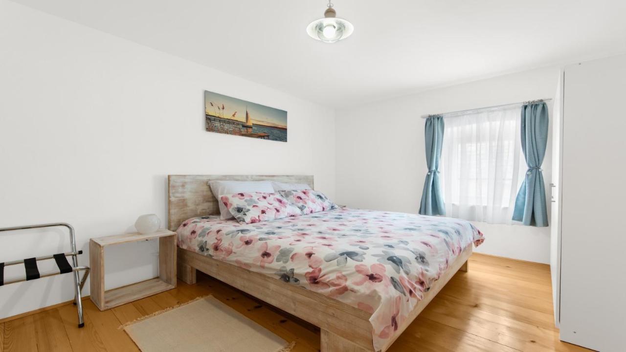 Holiday Home Lino Dajla Εξωτερικό φωτογραφία