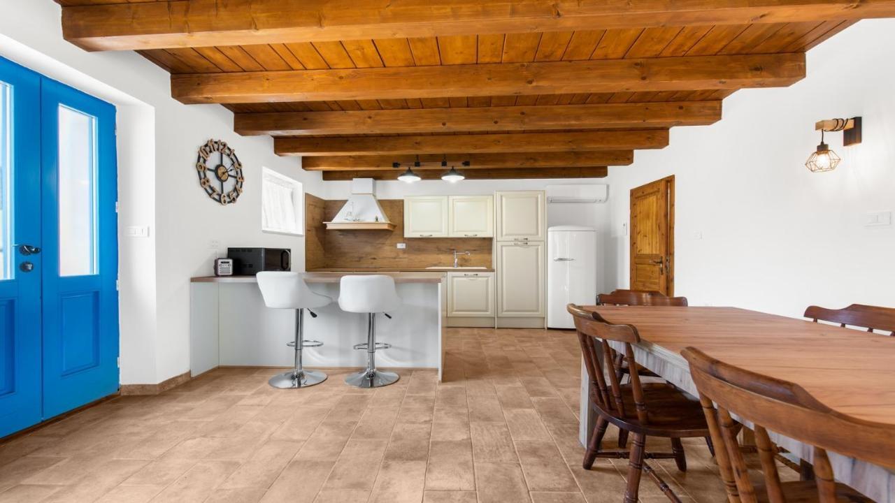 Holiday Home Lino Dajla Εξωτερικό φωτογραφία
