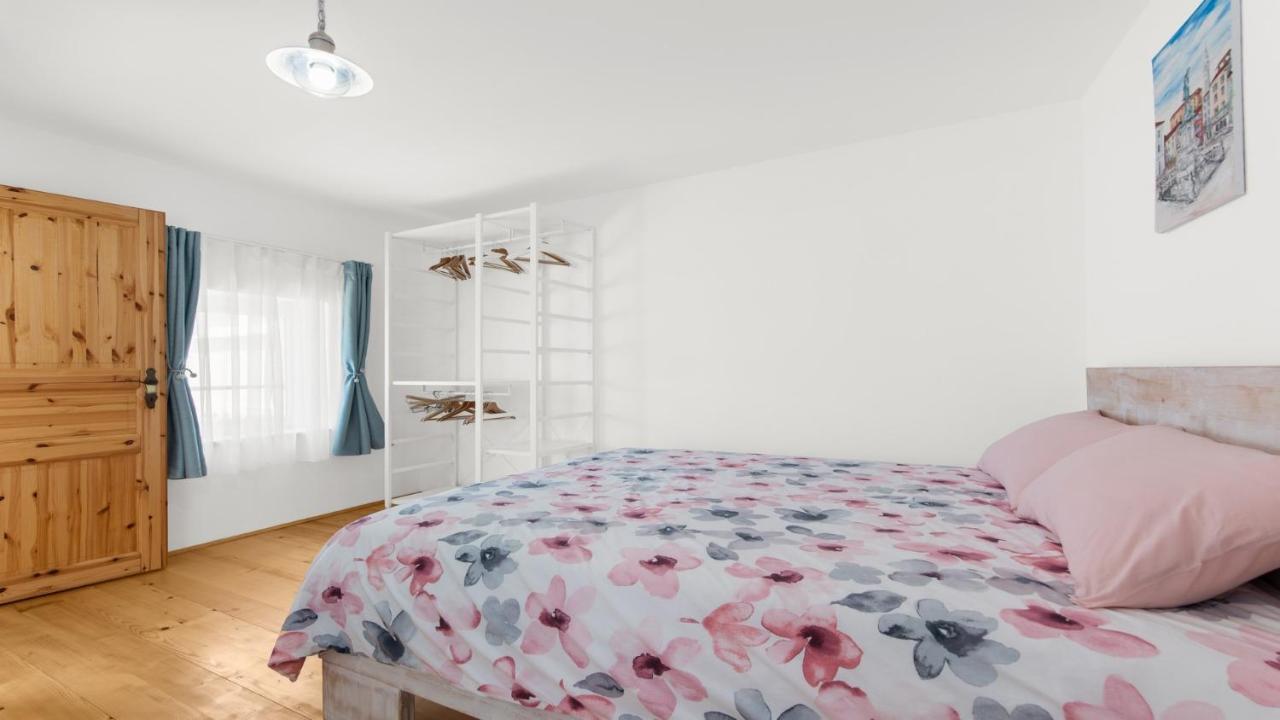 Holiday Home Lino Dajla Εξωτερικό φωτογραφία
